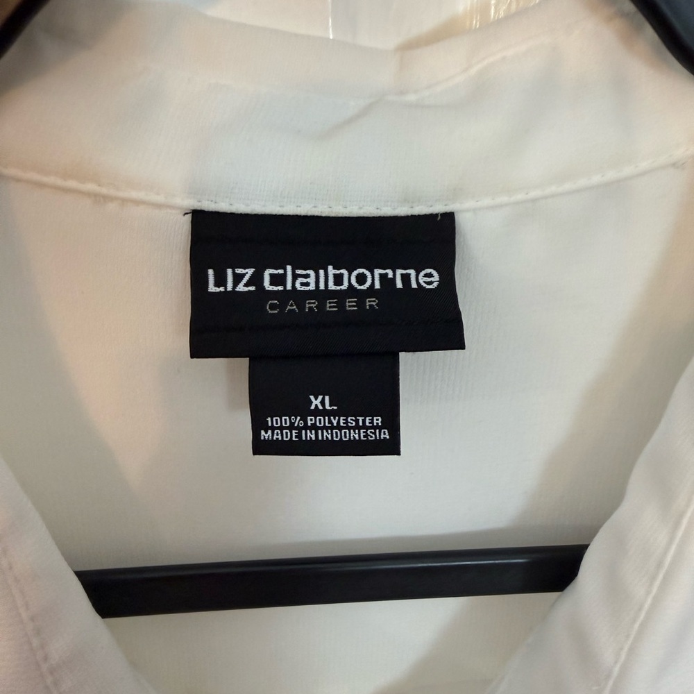 Liz Claiborne White Blouse - Picture 2 of 4
